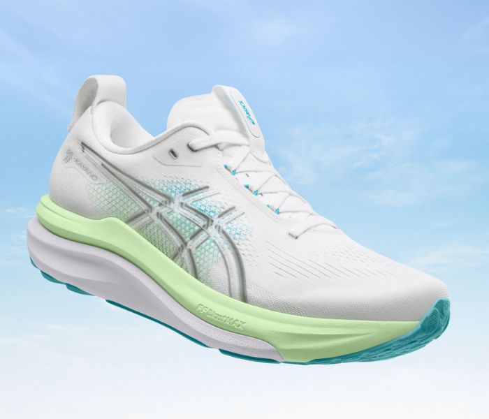 Asics Gel-Kayano 33 bėgimo bateliai pasižymi minkštu nusileidimu Asics Gel-Kayano 33 bėgimo bateliai pasižymi minkštu nusileidimu