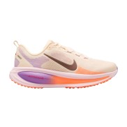 Nike Vomero 18 Running Shoes - Women's
