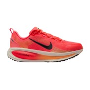 Nike Vomero 18 Running Shoes - Women's