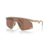Oakley BXTR Patrick Mahomes II Sunglasses, Prizm Tungsten, matte terrain tan 