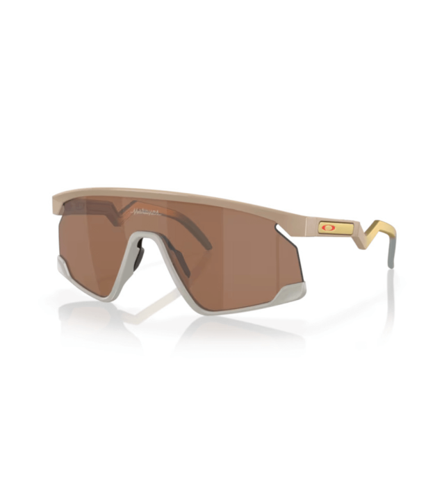 Oakley BXTR Patrick Mahomes II Sunglasses, Prizm Tungsten, matte terrain tan 