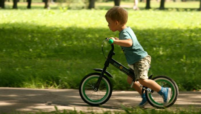 HOW TO CHOOSE BALANCE BIKE