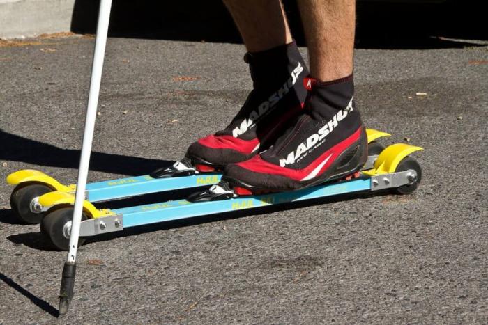 HOW TO CHOOSE THE ROLLERSKIS?