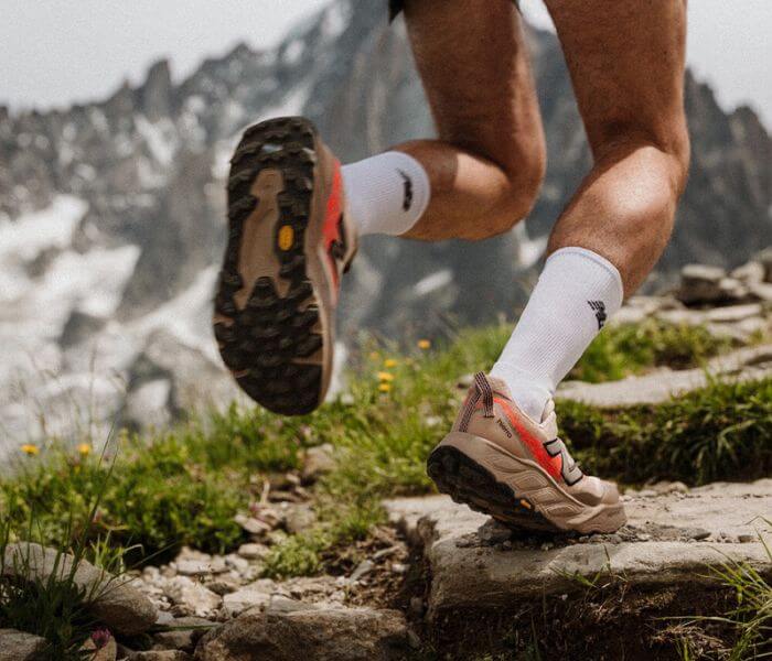 Кроссовки New Balance Hierro v9